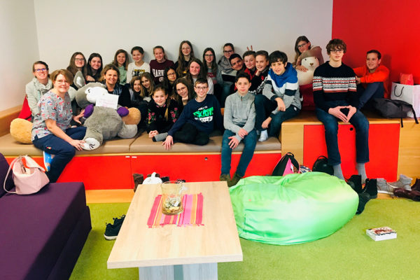 Malteser Kinderhilfe Besuch 3c Stiftsgymnasium Melk Hilde Umdasch Haus MKH HUH