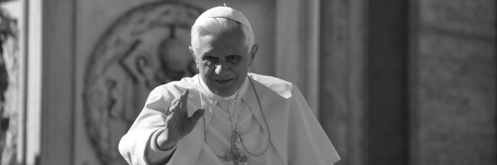 Fotos Papst Benedikt XVI verstorben BB
