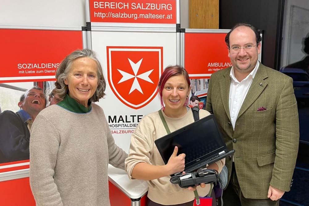 Malteser Salzburg Hallmann Spende Laptops 03