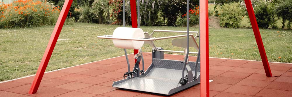 Malteser Kinderhilfe Rollstuhlschaukel PA BB