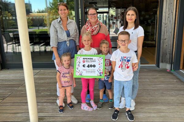 Kinder des Kindergartens Kematen spenden für die Malteser Kinderhilfe