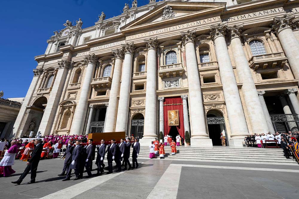 Malteserorden Rom Papst Franziskus Begräbnis 05