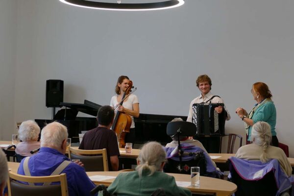 Malteser Ordenshaus Konzert Chello Akkordeon 01