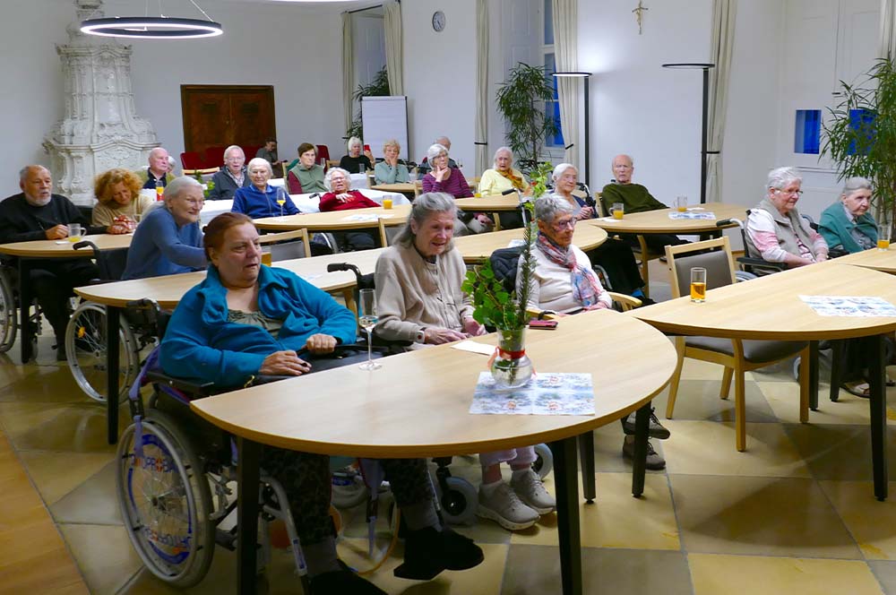 Malteser Ordenshaus Konzert Harfe Gitarre 02 Malteser Ordenshaus Konzert Harfe Gitarre 02