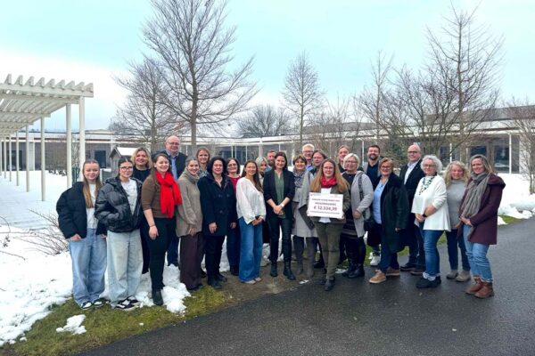 Malteser Kinderhilfe Spendenübergabe Familien Adventmarkt 03