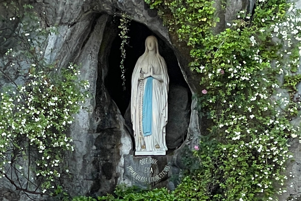 Unsere liebe Frau von Lourdes